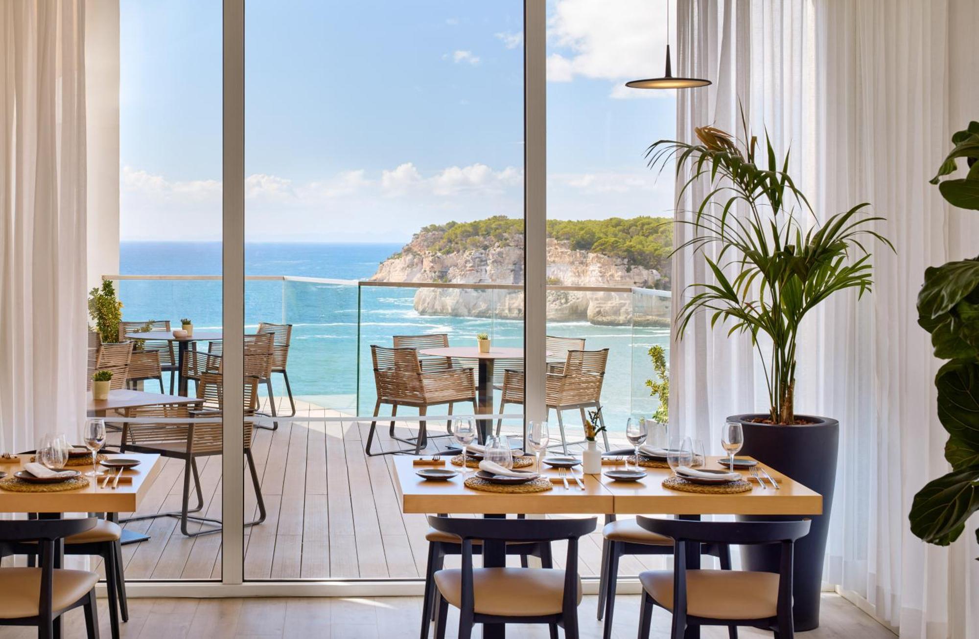 Melia Cala Galdana Hotel Cala Galdana  Ngoại thất bức ảnh The Beach Club
